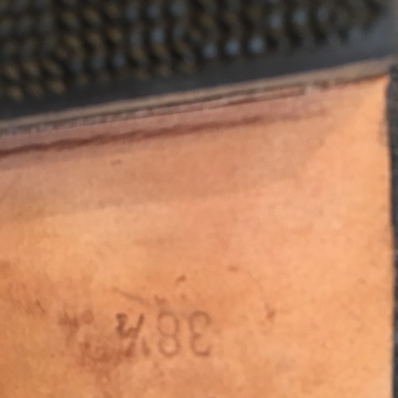 Manolo Blahnik Flannel Flats - Picture 8 of 8